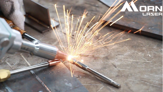 Üreticiler Geleneksel Kaynak Tekniklerinin Yerine Lazer Kaynağını Nasıl Kullanıyor?