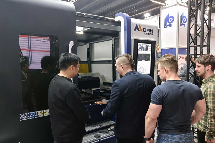 GH3015-6KW Fiber Lazer Kesim Makinesi Kielce'de Göz Kamaştırdı; Üstün Performansı Büyük İlgi Topladı